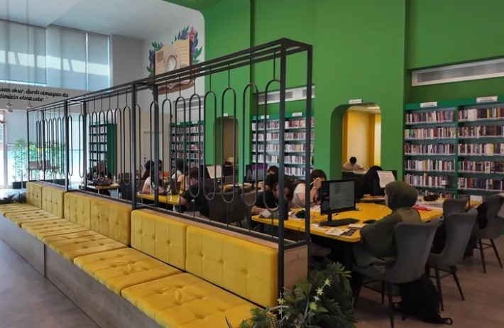 Çayırovalı Gençlerden 7/24 Kütüphane Hizmetine Yoğun İlgi